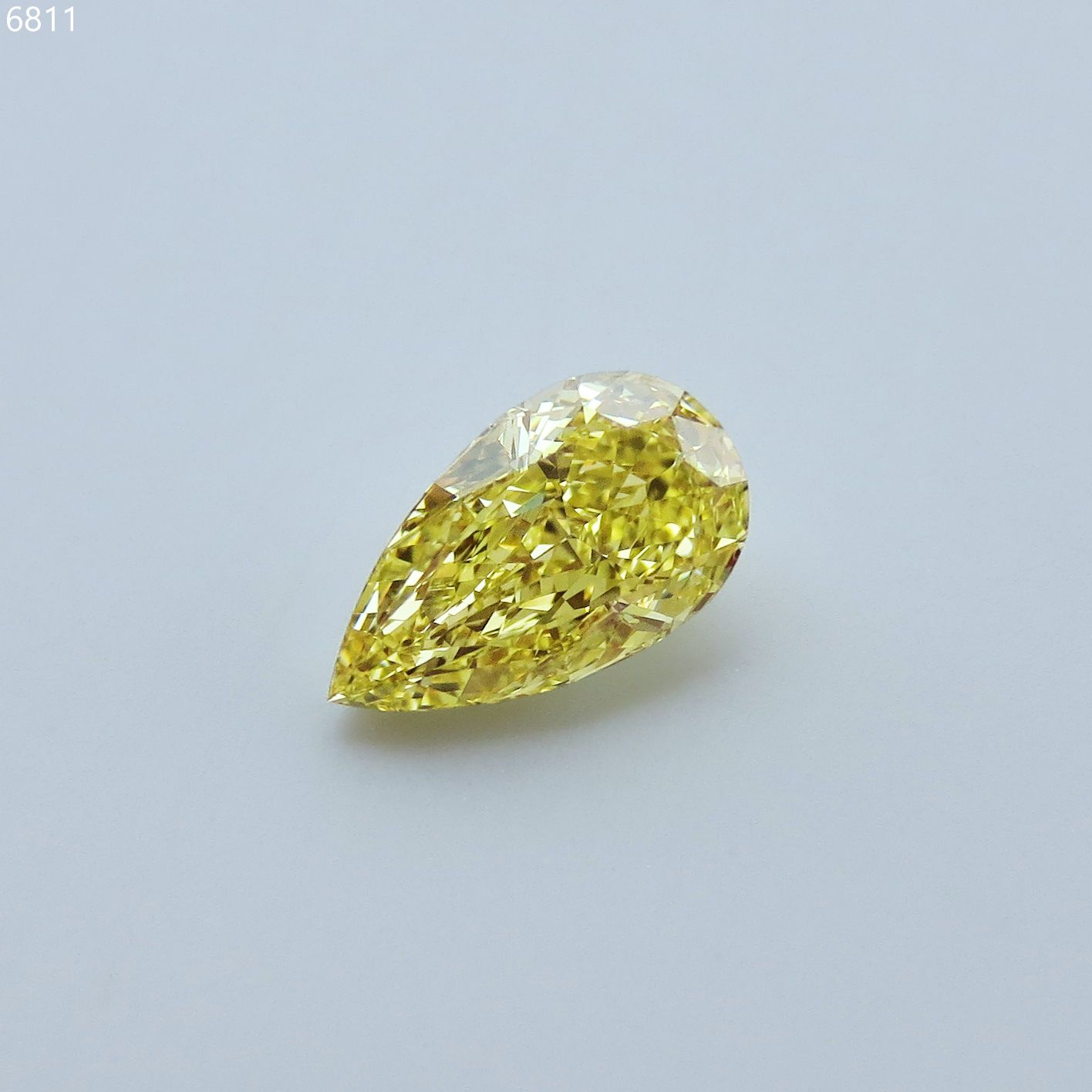 Diament 1.17 ct Fancy Intense Yellow/IF