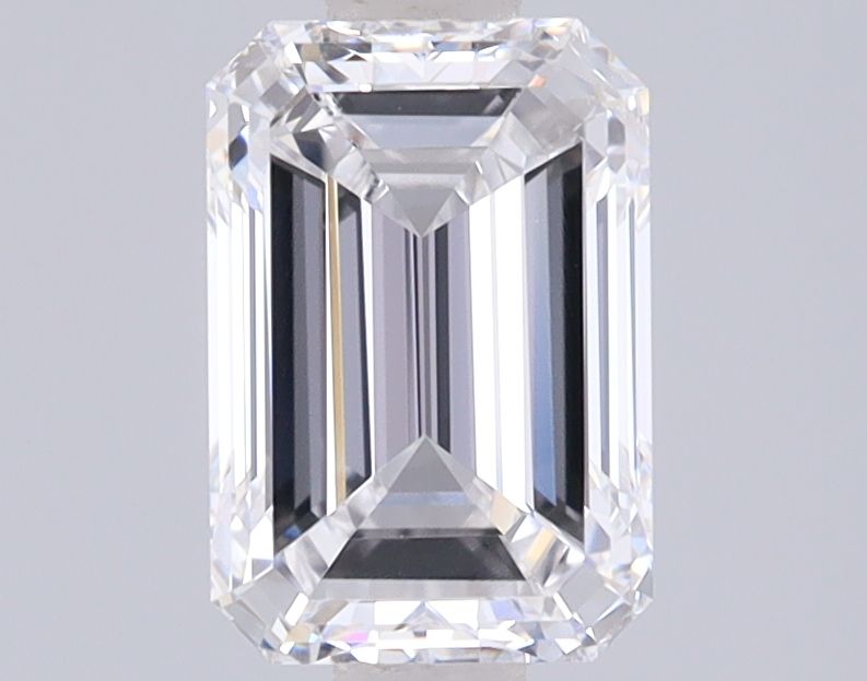 1.46 ct. emerald Lab Grown Diamond front image
