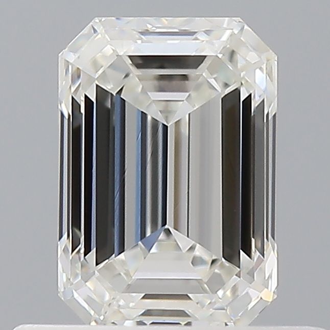 0.70 ct Emerald diamond