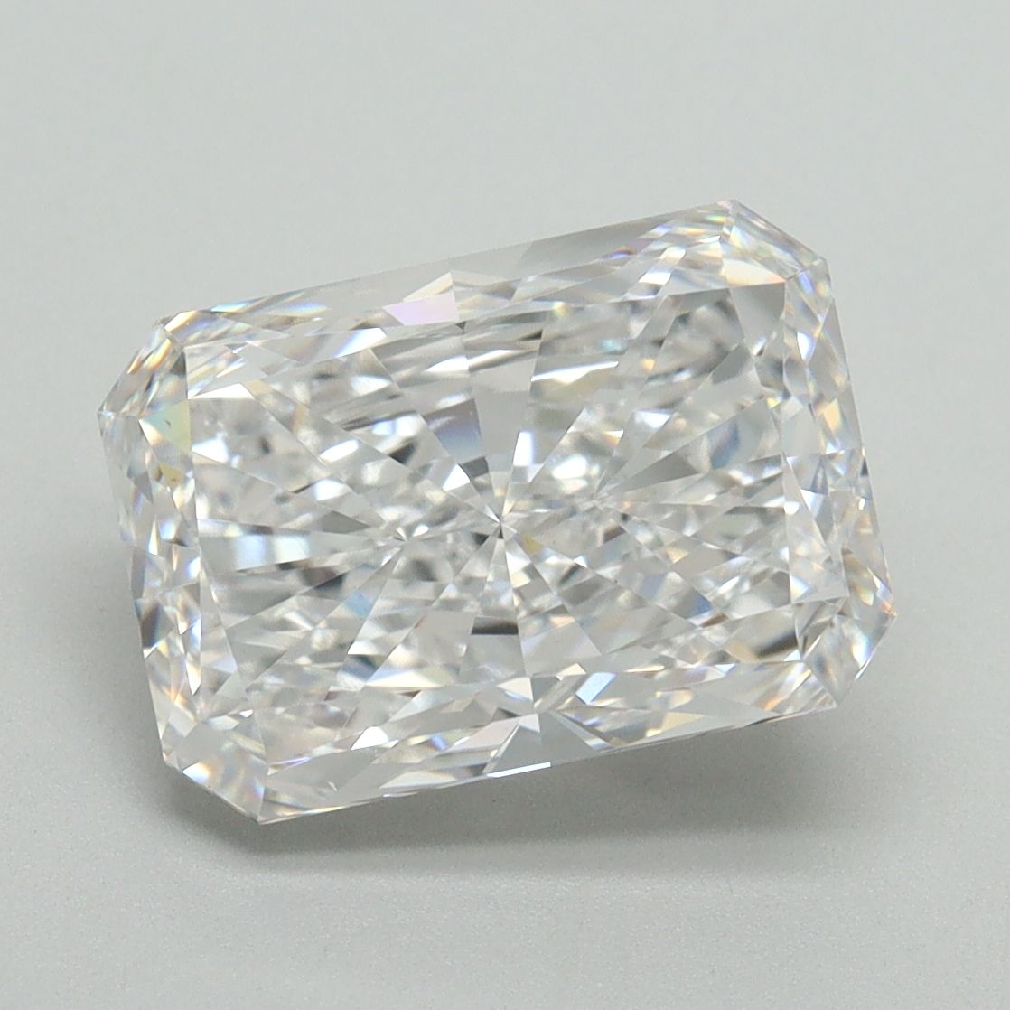 4.04 ct. radiant Lab Grown Diamond front image