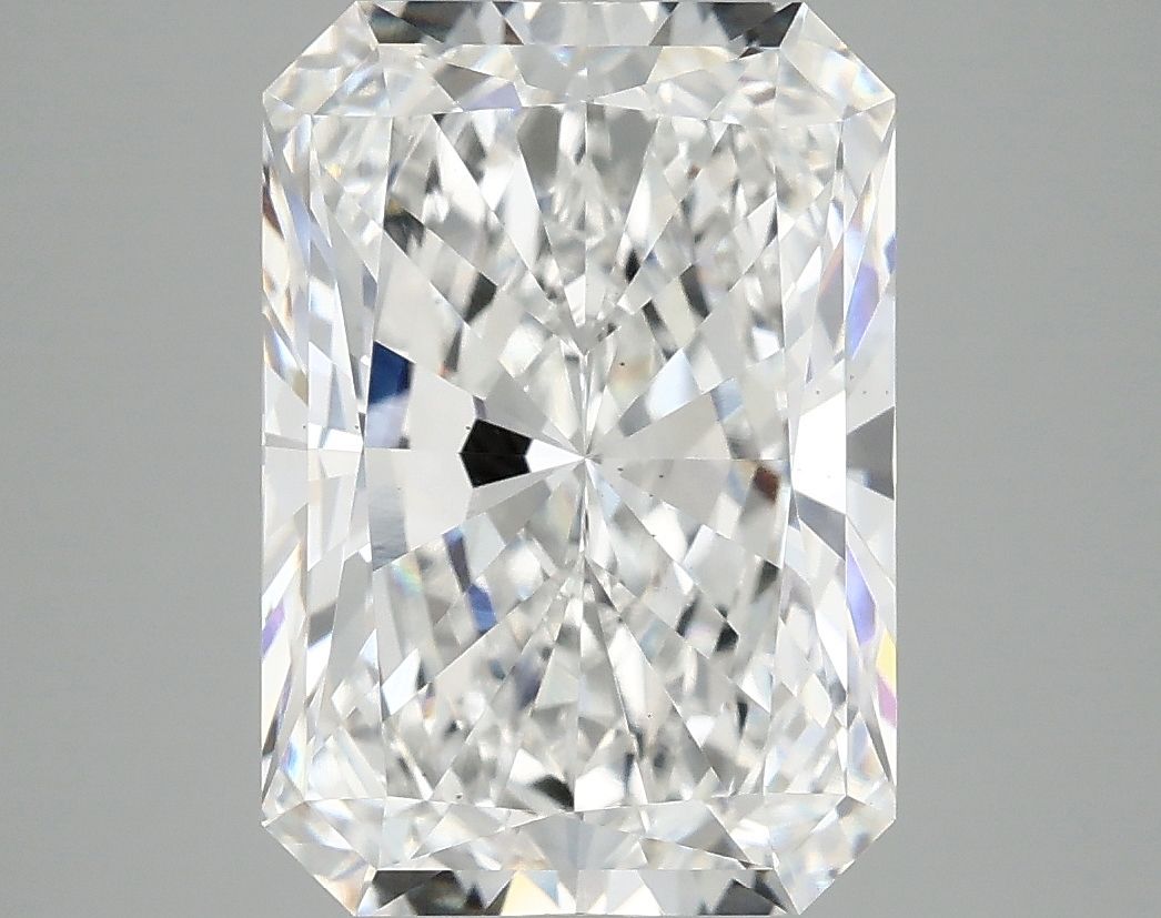 5.05 ct. radiant Lab Grown Diamond front image