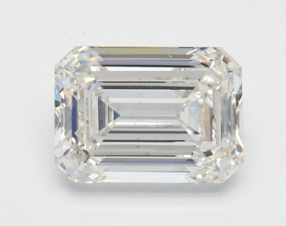 1.81 ct. emerald Lab Grown Diamond front image