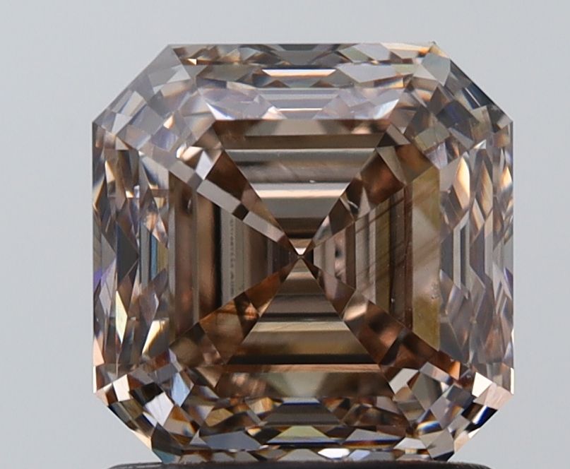 Diament 1.5 ct Fancy Pinkish Brown/VS2