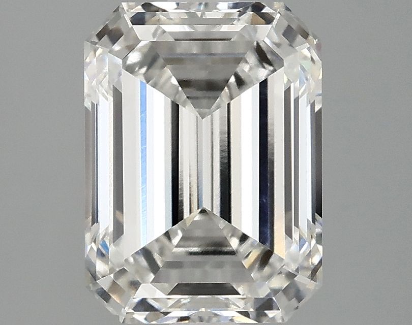 2.99 ct Emerald diamond