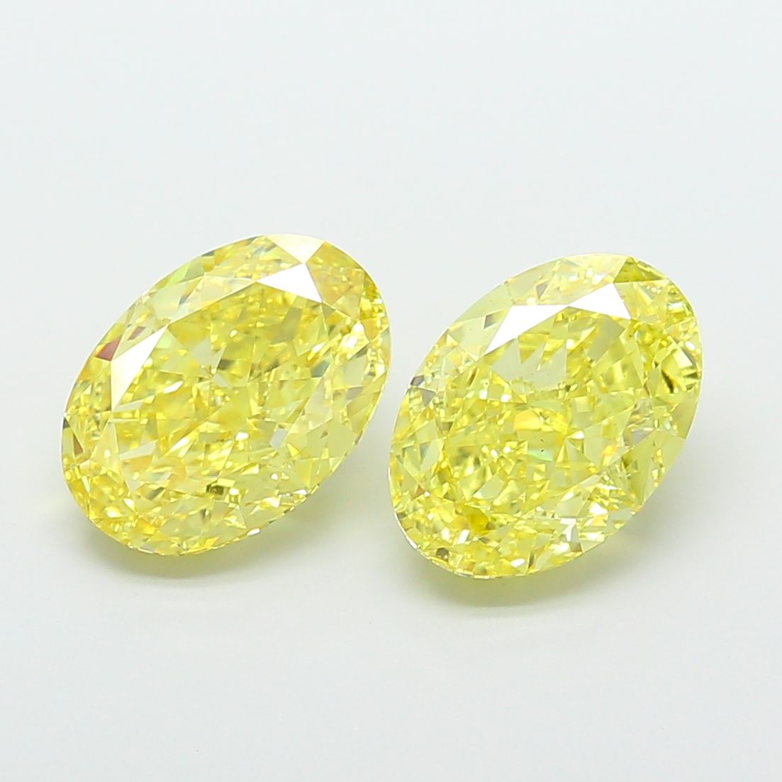 4.02 ct. oval Lab Grown Diamond front image