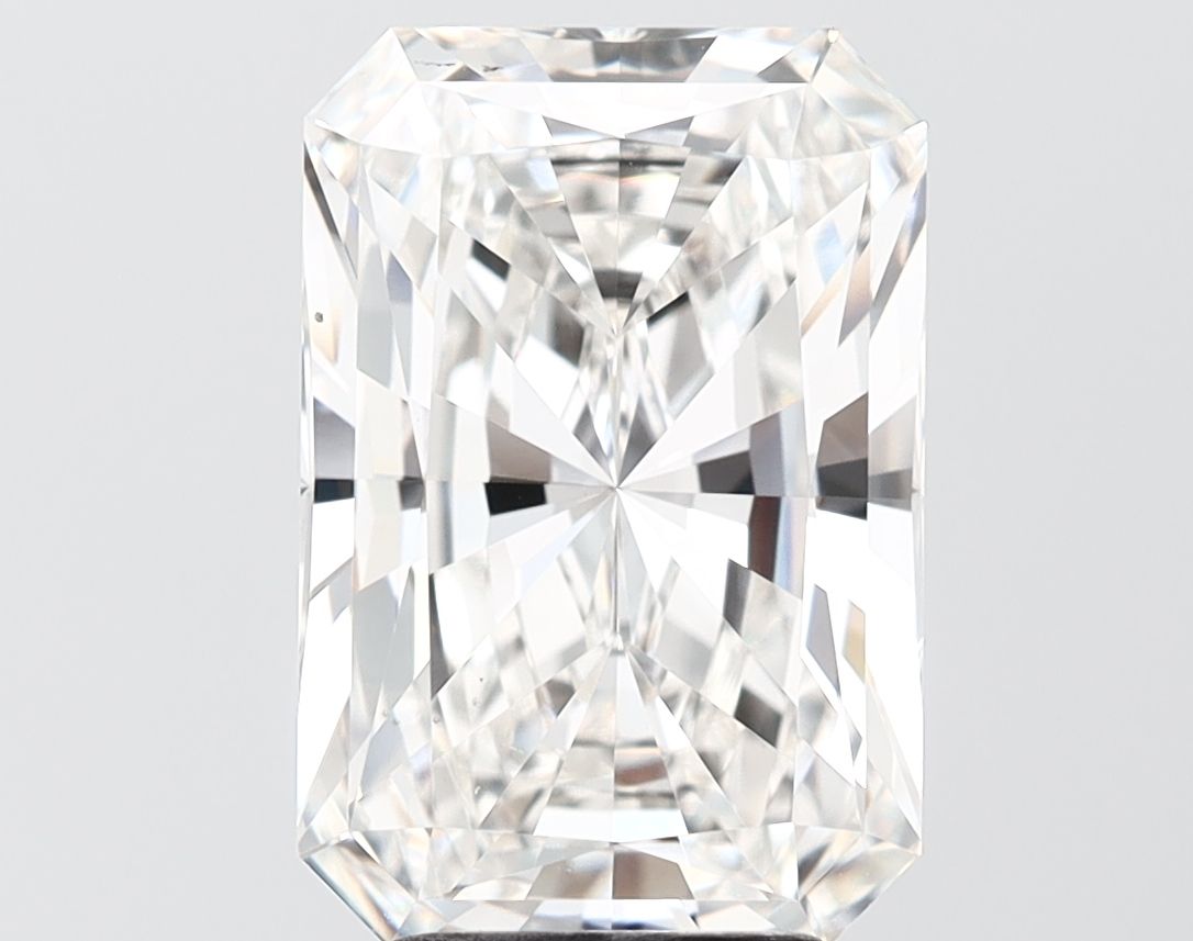 4.57 ct. radiant Lab Grown Diamond front image