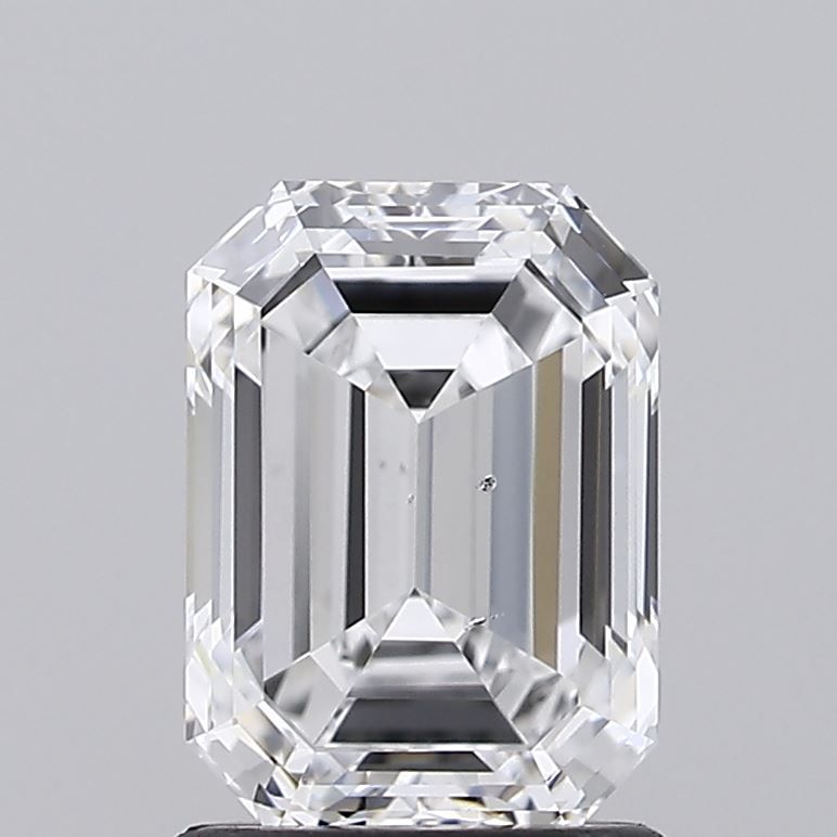 1.55 ct lab-grown Emerald Diamond
