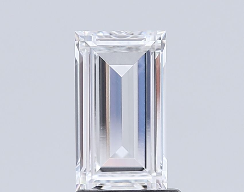 1.5 ct lab-grown Baguette Diamond