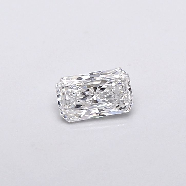 0.27 ct lab-grown Radiant Diamond