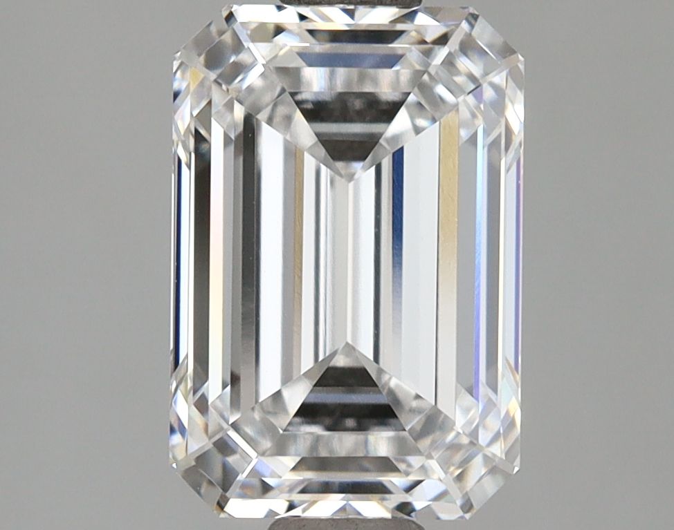 2.54 ct. emerald Lab Grown Diamond front image