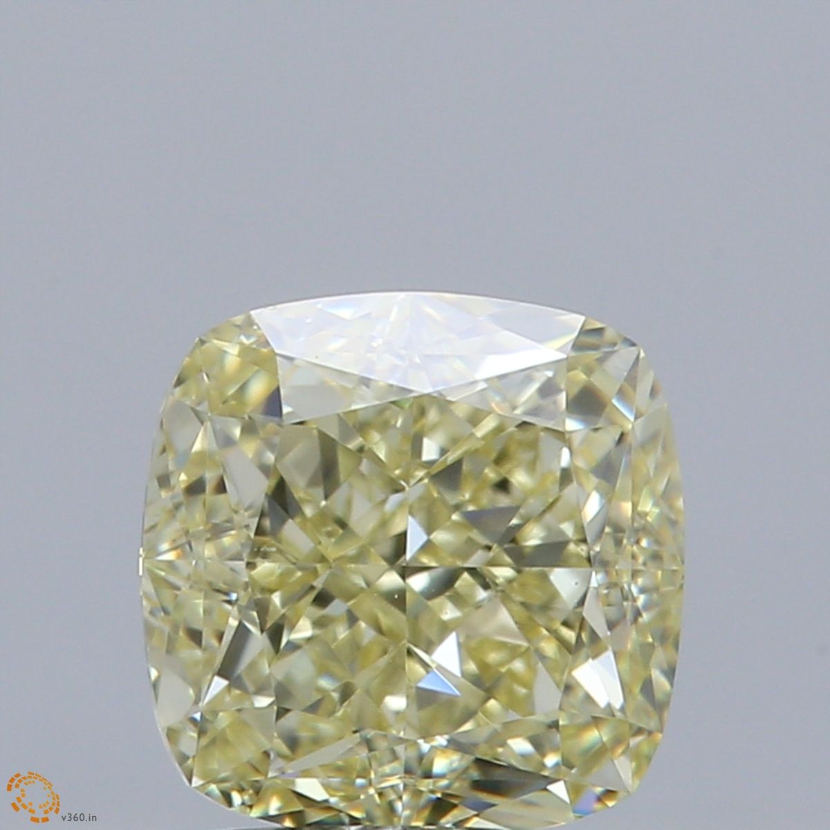 2.14 ct Cushion Brilliant diamond