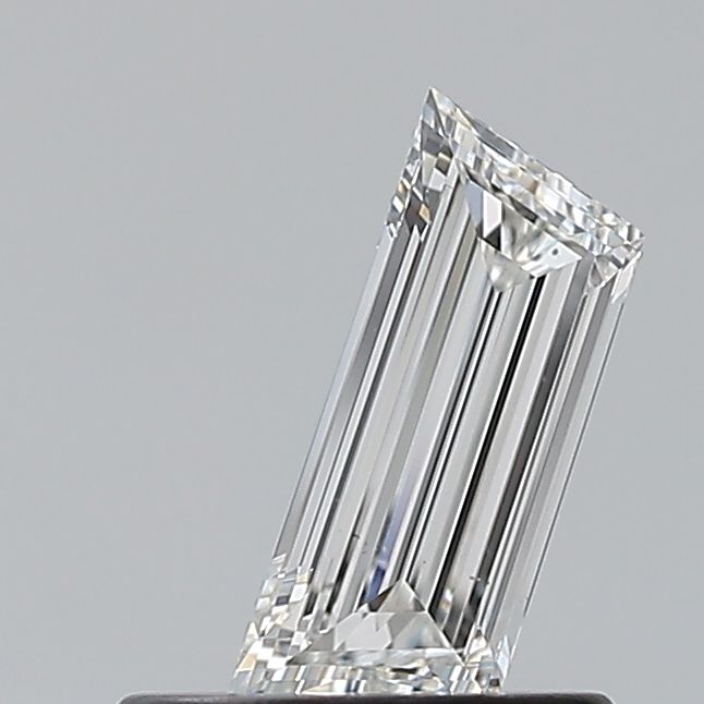 0.4 ct Trapezoid Diamond