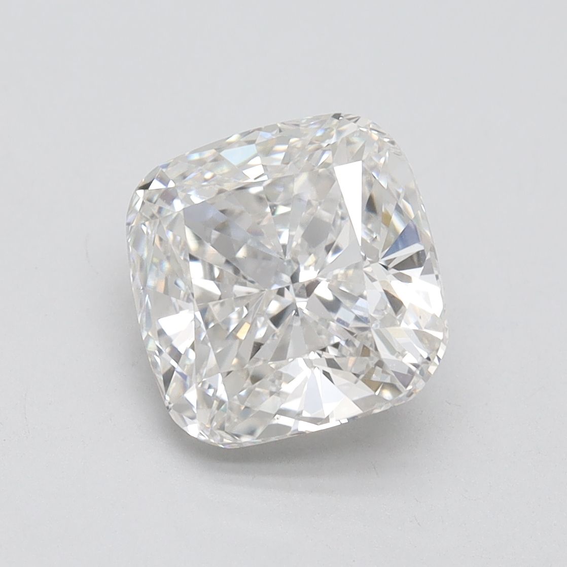 3.03 ct Cushion Brilliant diamond
