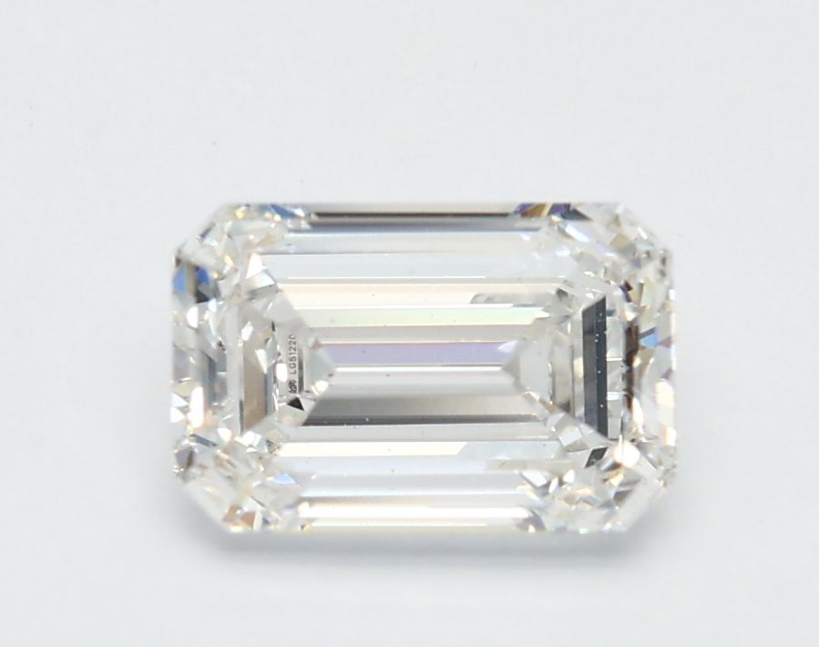 1.04 ct. emerald Lab Grown Diamond front image