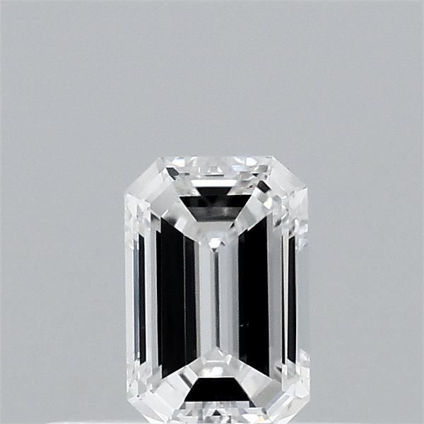0.33 ct lab-grown Emerald Diamond