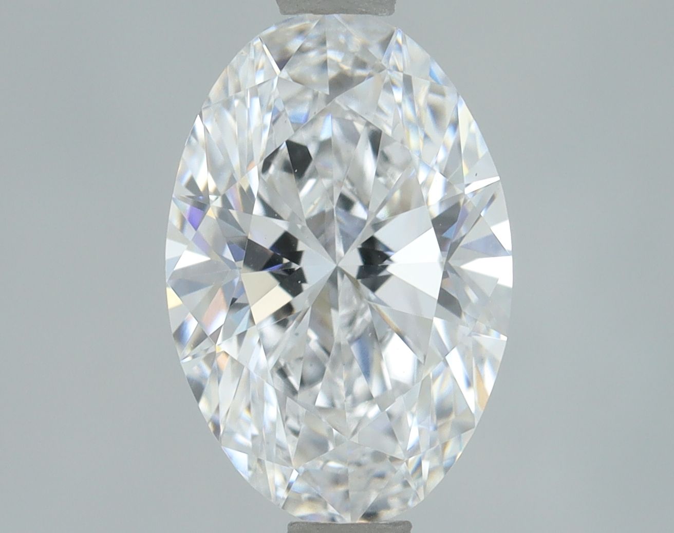 1.13 ct. oval Lab Grown Diamond front image