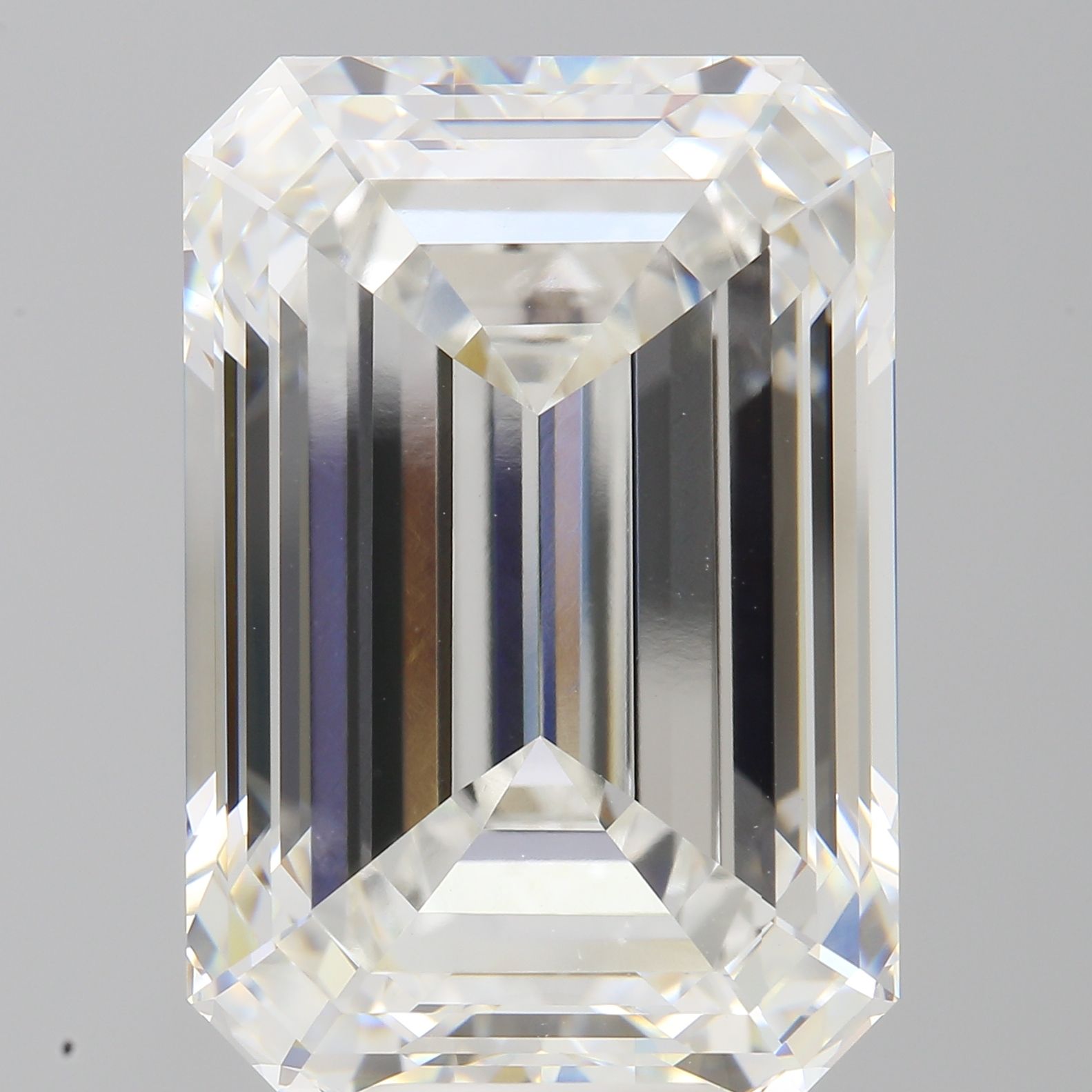 14.09 ct. emerald Lab Grown Diamond front image