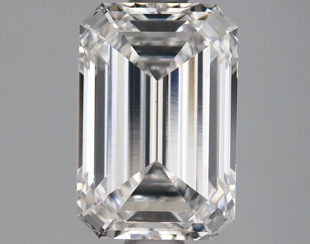 1.67 ct. emerald Lab Grown Diamond front image