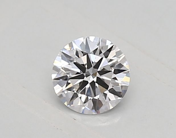 0.32 ct lab-grown Round Diamond