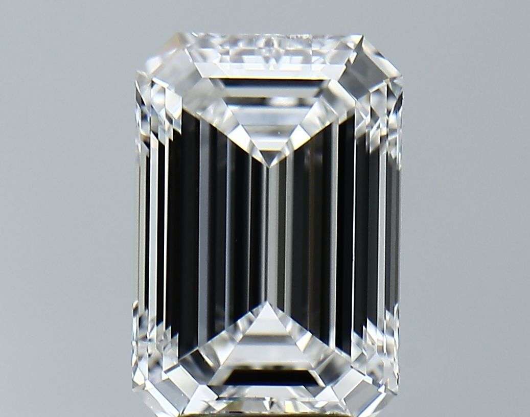 4.28 ct. emerald Lab Grown Diamond front image