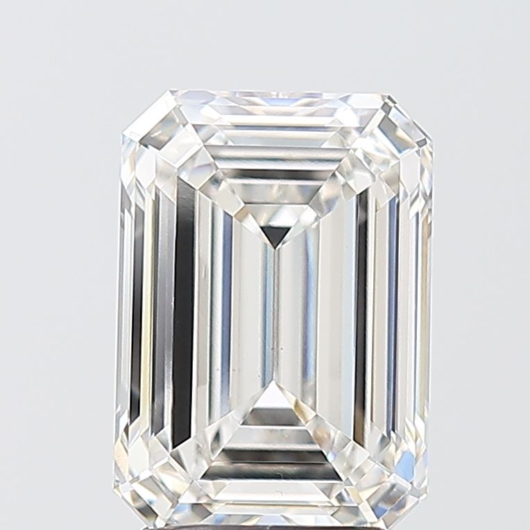 3.01 ct Emerald diamond