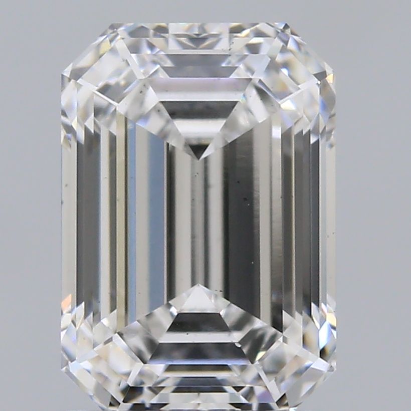 1.66 ct Emerald diamond