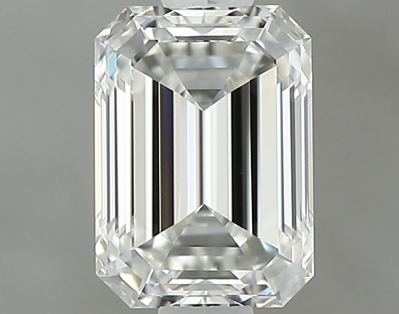0.80 ct Emerald diamond