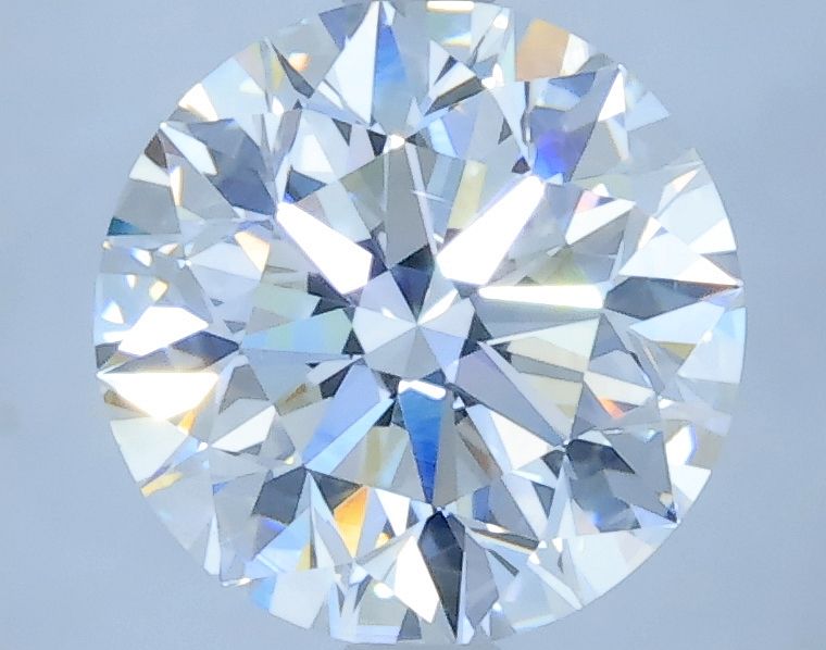 2.01 ct Round diamond
