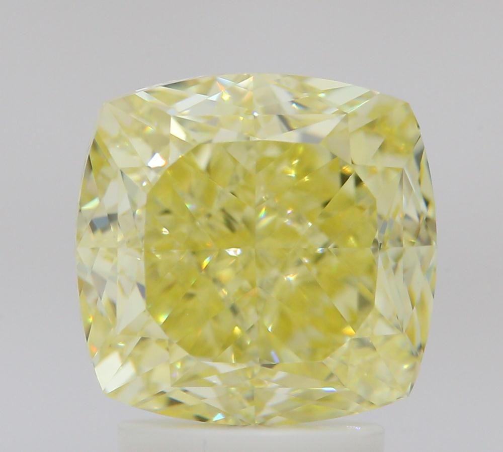 3.18 ct Cushion Brilliant diamond