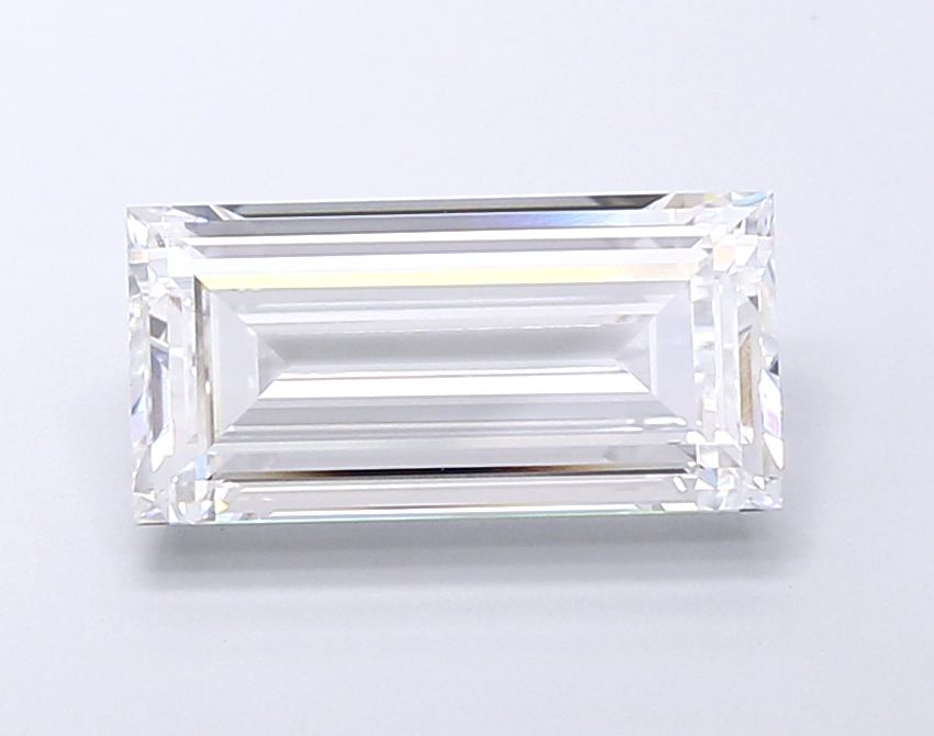 4.73 ct lab-grown Baguette Diamond
