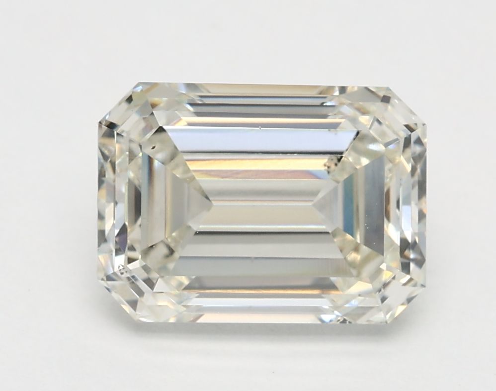 2.15 ct. emerald Lab Grown Diamond front image