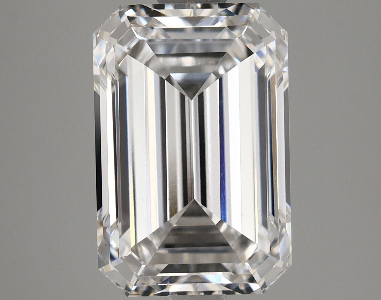 3.18 ct. emerald Lab Grown Diamond front image