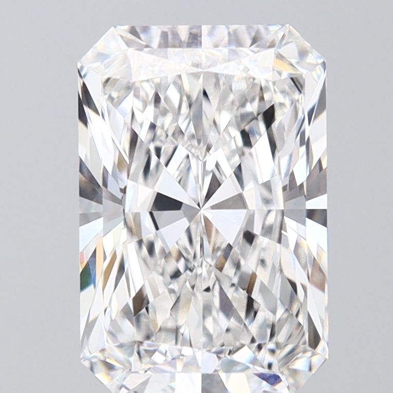3.08 ct. radiant Lab Grown Diamond front image