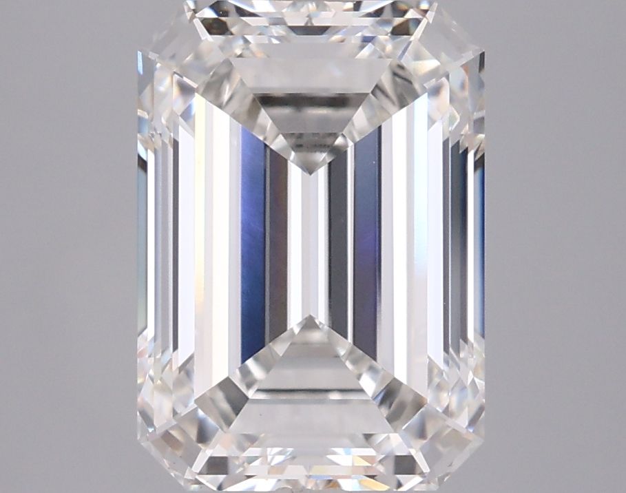 4.04 ct. emerald Lab Grown Diamond front image