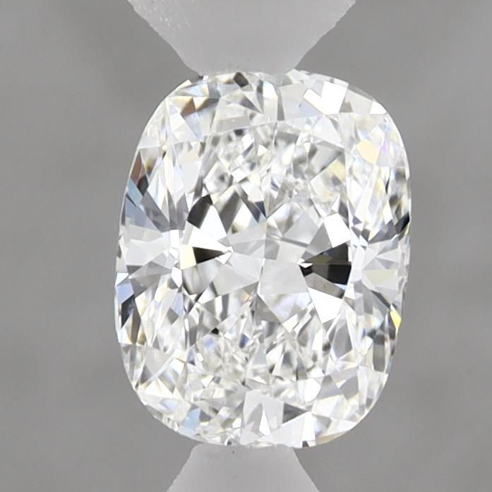 0.86 ct lab-grown Cushion modified Diamond