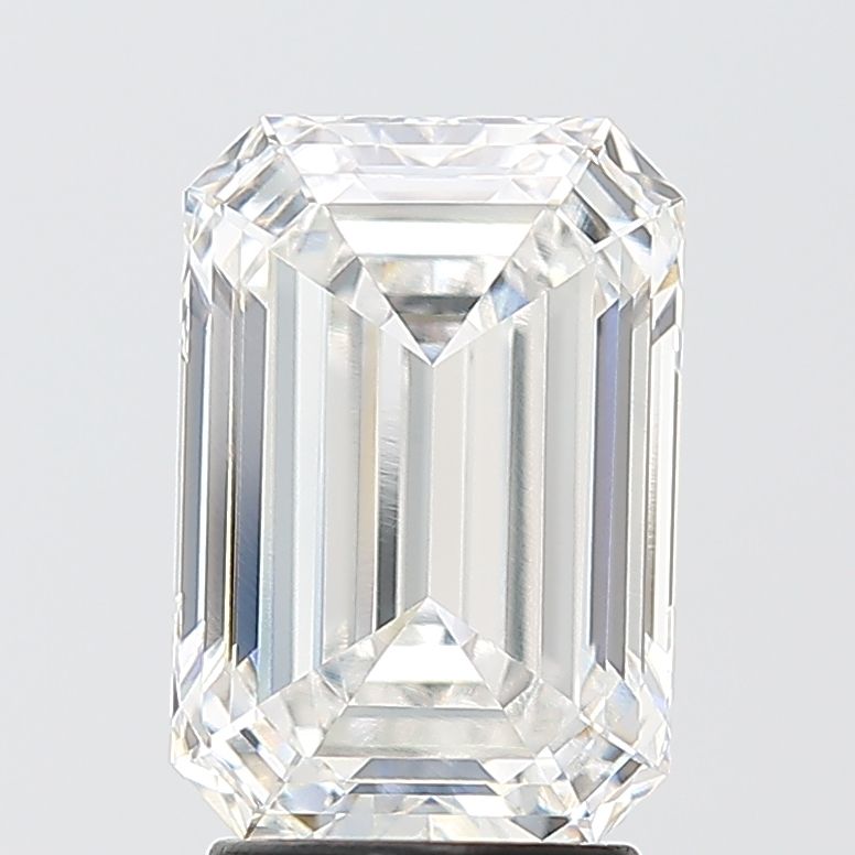 3.10 ct. emerald Lab Grown Diamond front image