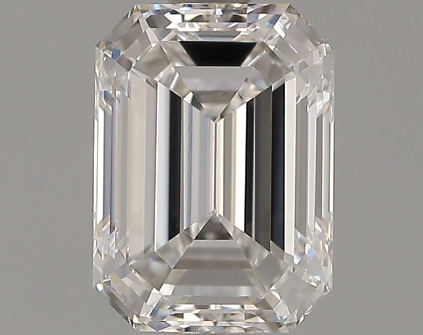 0.70 ct Emerald diamond