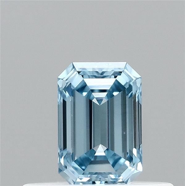 0.32 ct Emerald diamond