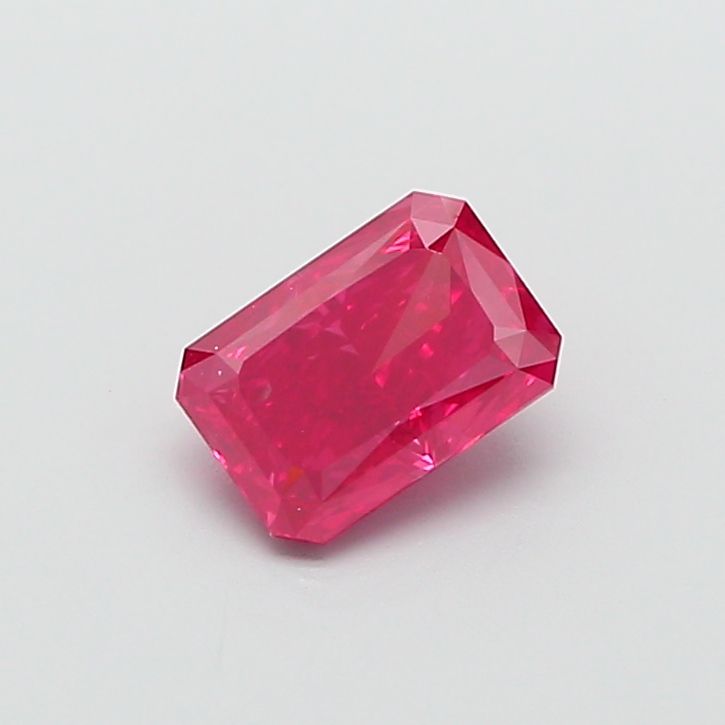 1.52 CT Fancy Vivid Pink RADIANT
