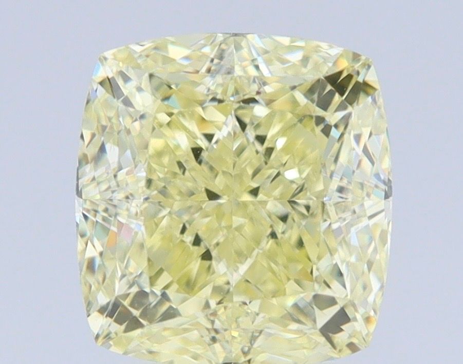 3.01 ct Cushion Brilliant diamond