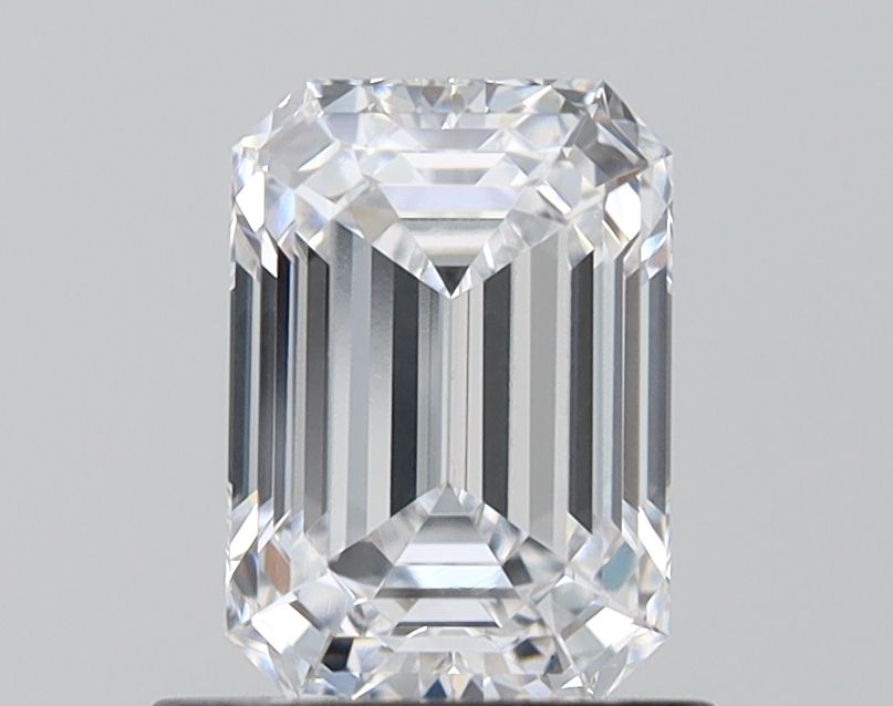 0.99 ct. emerald Lab Grown Diamond front image