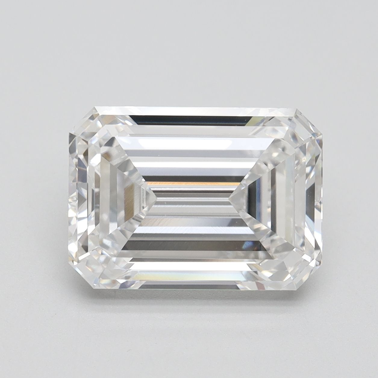 4.59 ct. emerald Lab Grown Diamond front image