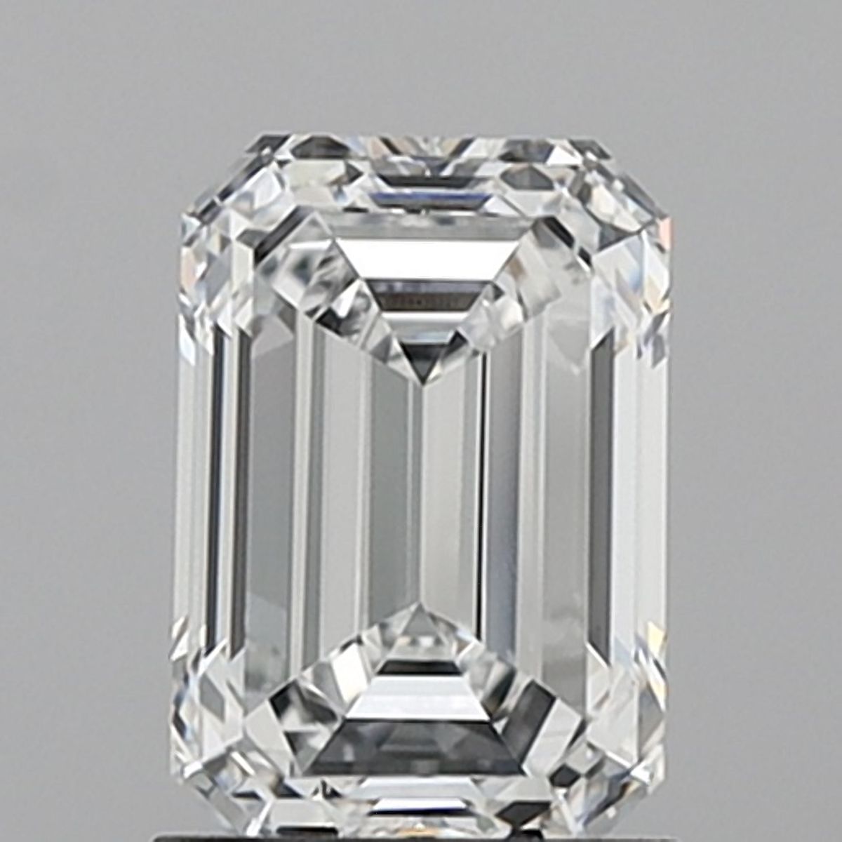 1.73 ct. emerald Lab Grown Diamond front image
