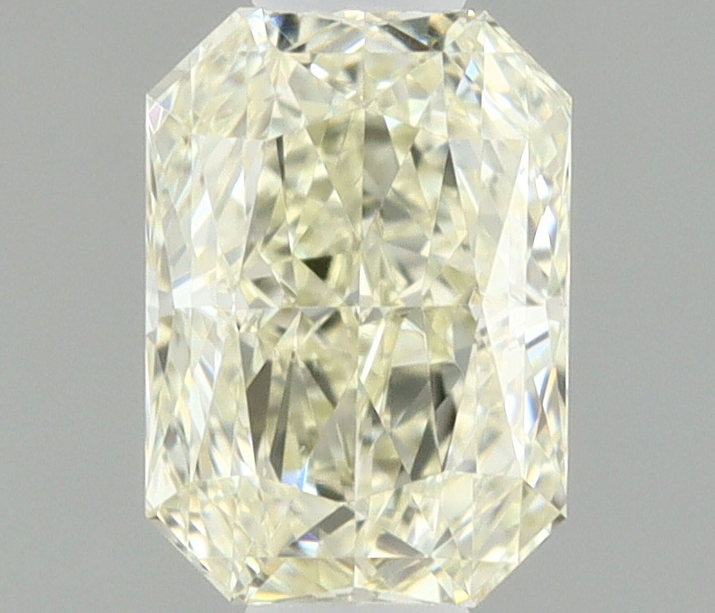 0.32 ct Radiant Diamond
