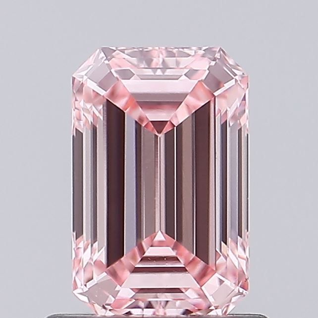 1.03 ct. emerald Lab Grown Diamond front image