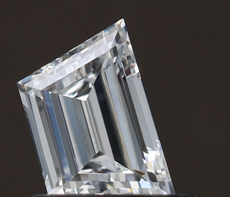 0.62 ct Trapezoid Diamond