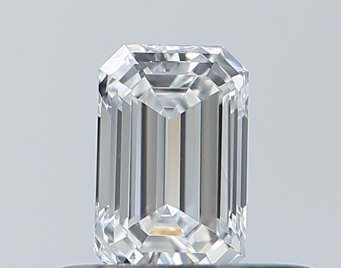 0.30 ct Emerald diamond