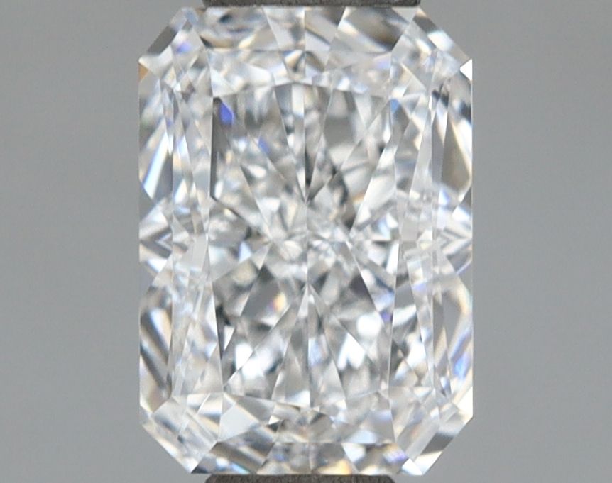 0.95 ct. radiant Lab Grown Diamond front image