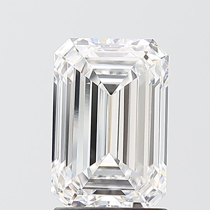 2.03 ct Emerald diamond