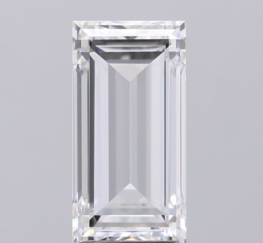 3.10 ct Baguette diamond